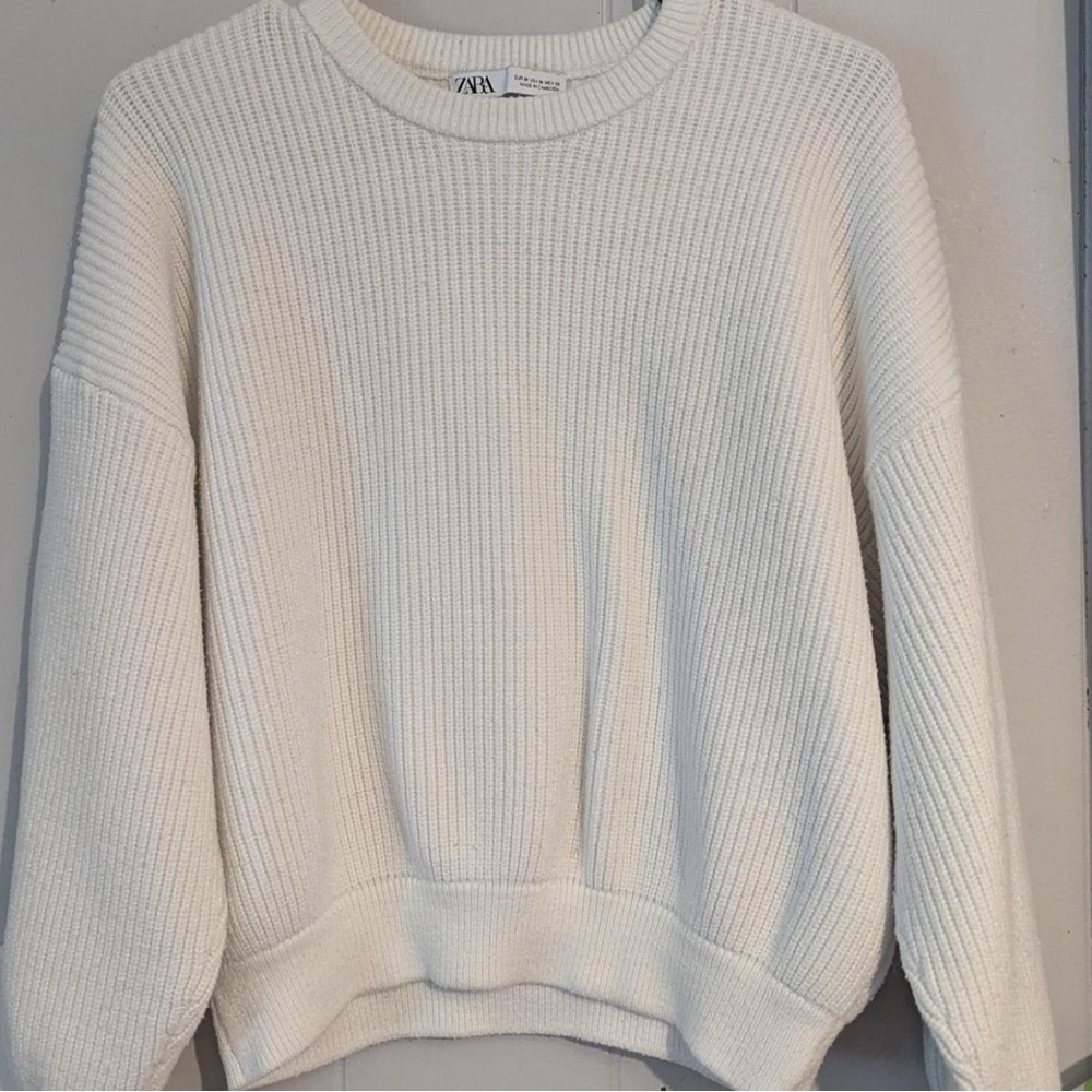 Zara Women's Cream Ribbed Sweater